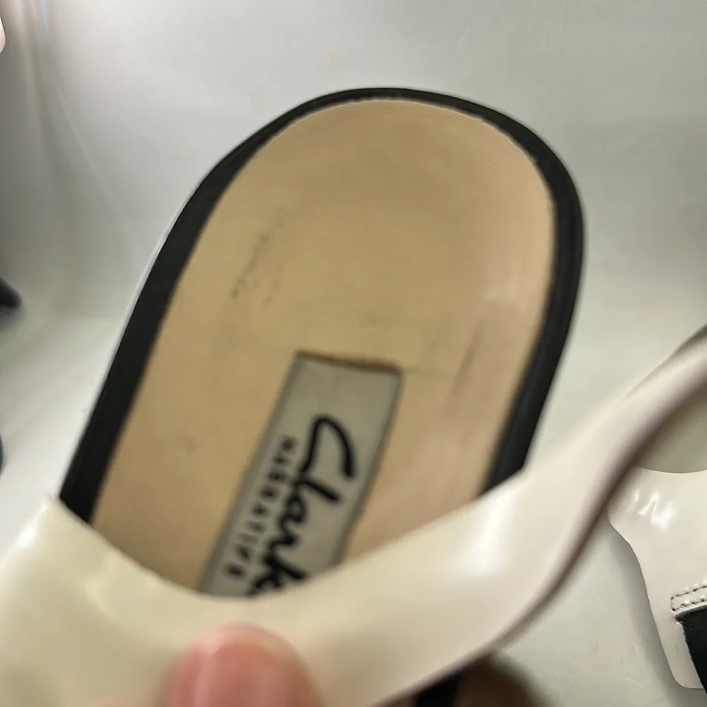 Clarks Narrative, silver, white and black Rosalie Petal 9 40 wedge sandal disco